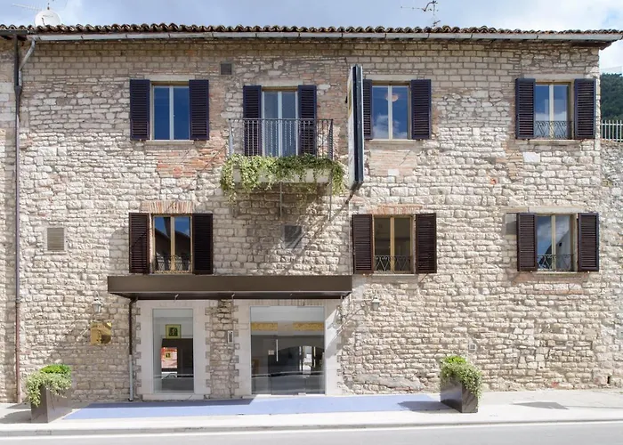 Hotel con vista: Hotel San Francesco e il lupo