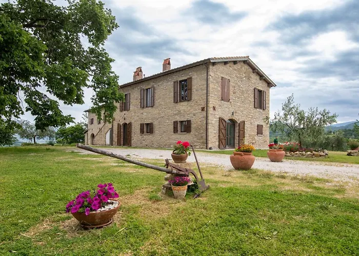 Villa con piscina: Casale Rancaglia